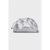 Крос-боді сріблястого кольору Pouch