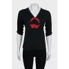 Black T-shirt with 3/4 sleeves