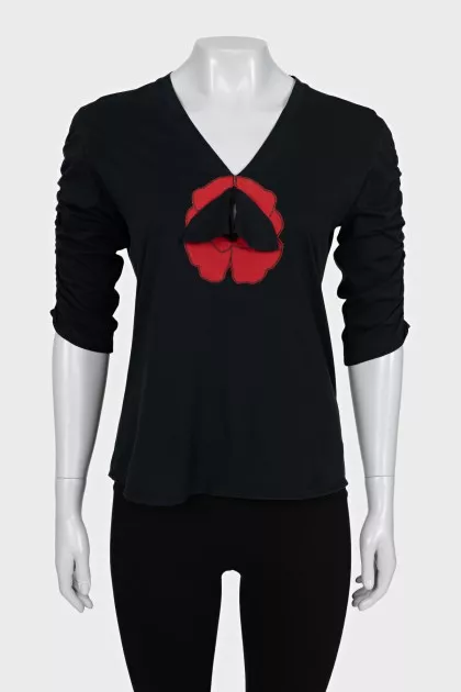 Black T-shirt with 3/4 sleeves