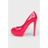 Lacquered pink shoes