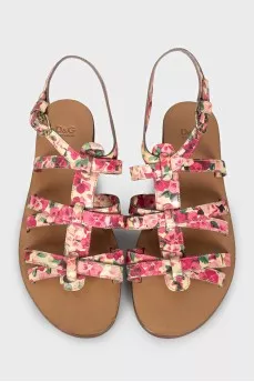 Leather sandals with floral print