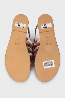 Leather sandals with floral print