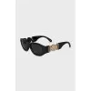 Medusa sunglasses with logo