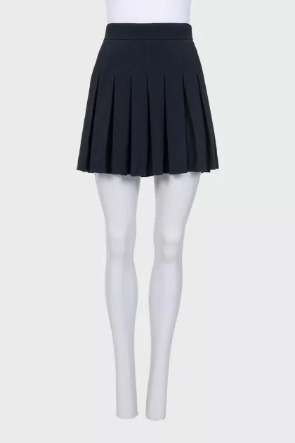 Black high-waist pleated skirt