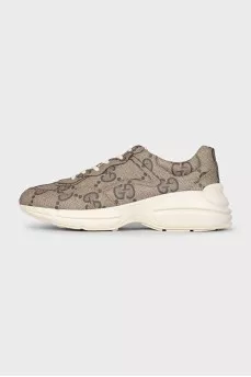 Men's sneakers made from signature canvas