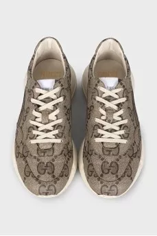 Men's sneakers made from signature canvas