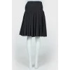 Black pleated skirt