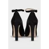 Suede strappy heeled shoes