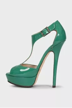 Green patent leather sandals