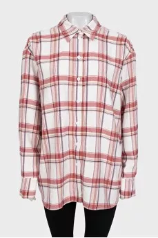 White oversized shirt with a checkered print