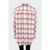 Белая oversize рубашка в клетчатый принт
