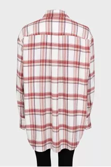 White oversized shirt with a checkered print