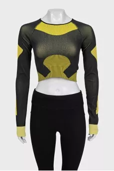 Cropped sports top with long sleeves