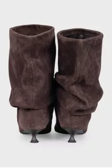 Suede ankle boots with pleats