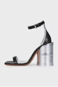 Leather sandals with chunky heels