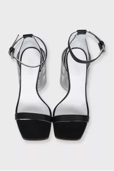 Leather sandals with chunky heels