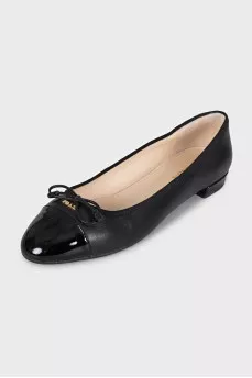 Leather ballet flats with patent toes