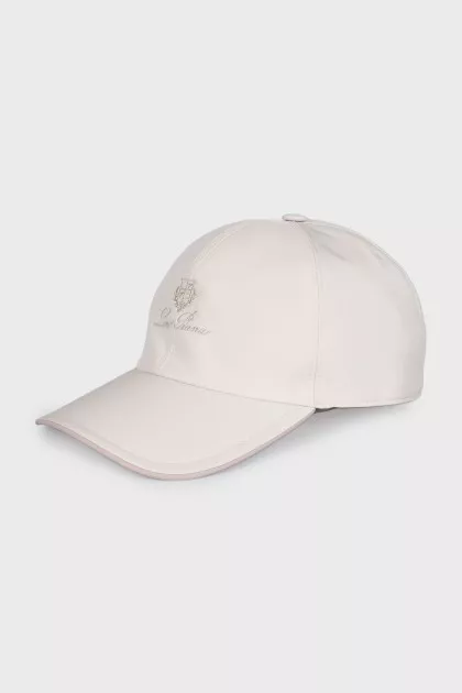 Men's plain cap with embroidered logo
