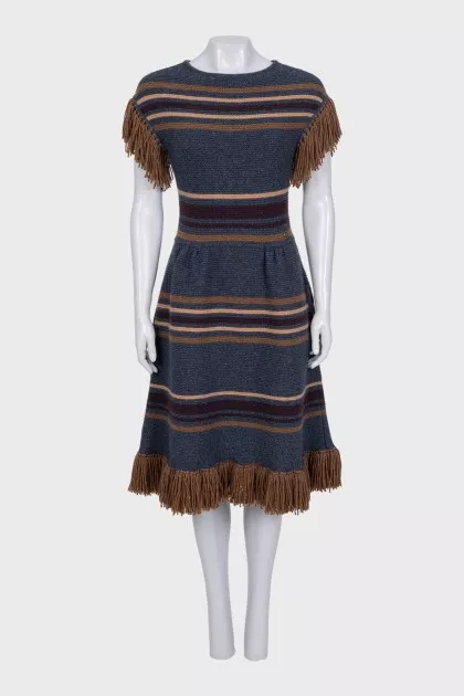 Cashmere dress decorated with fringe
