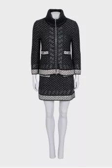 Black and white suit with decoration