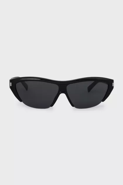 Narrow cat eye sunglasses