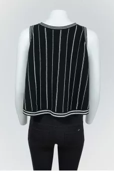 Cashmere black top in a white vertical strip