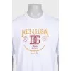 Men's straight-leg printed t-shirt with tag