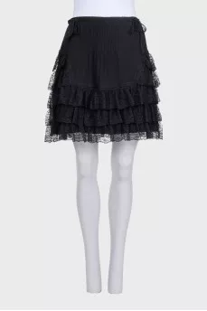 Silk skirt decorated with lace