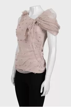 Beige T-shirt with accent sleeves