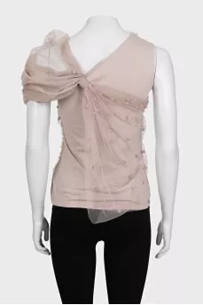 Beige T-shirt with accent sleeves
