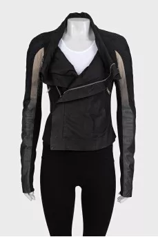 Fitted leather jacket with a zipper