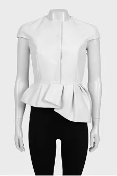 White sleeveless fitted jacket