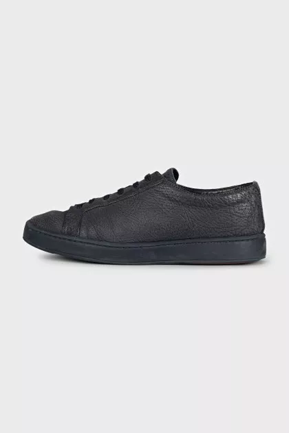 Men's black leather sneakers