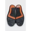 Men's black leather sneakers
