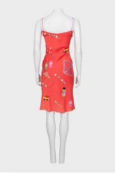 Red bodycon dress with embroidery