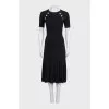 Fitted dress with signature buttons