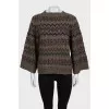 Loose-fitting jumper with wide sleeves