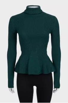 Fitted green wool sweater