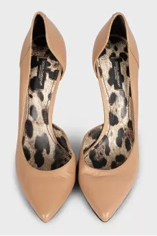 Beige leather high heel shoes