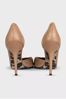 Beige leather high heel shoes
