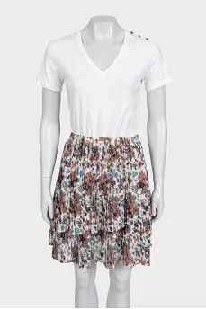Fitted pleated dress