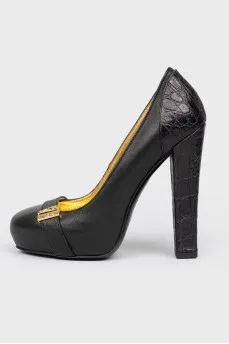 Crocodile-effect leather high-heeled pumps