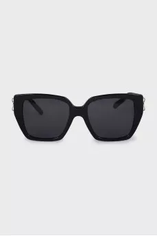 Garnd sunglasses with a square frame