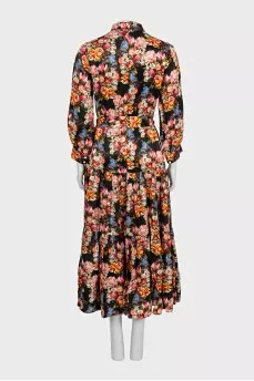 Fitted dress with a belt in a floral print