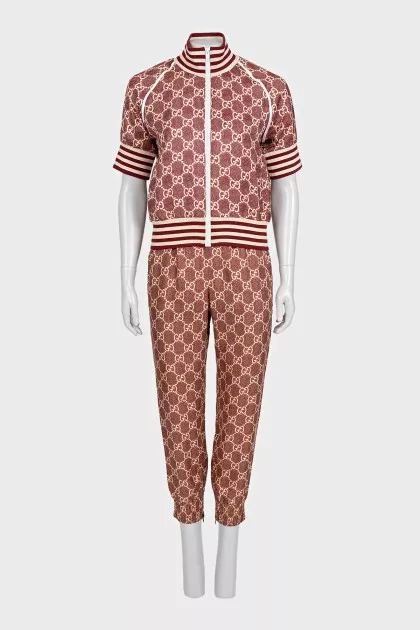 Silk suit with stripes in a signature print
