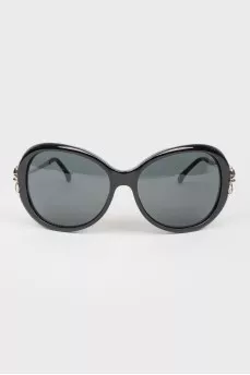 Fixed nose bridge sunglasses