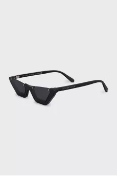 Black cat eye sunglasses