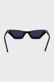 Black cat eye sunglasses