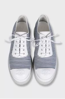 White sneakers with a striped print