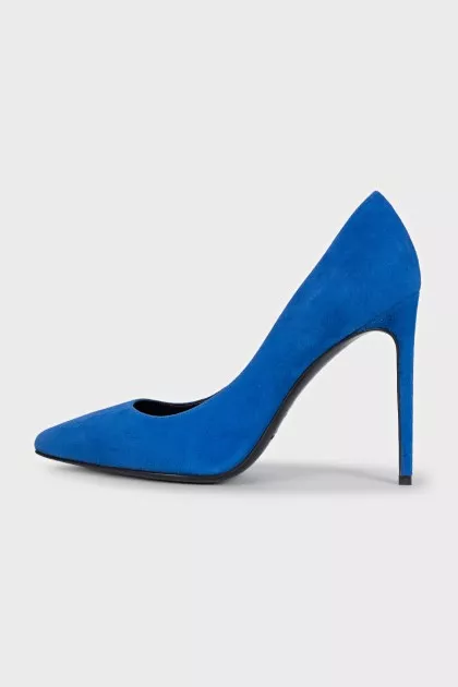 Blue suede pumps